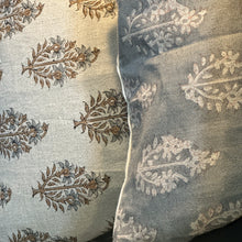 Load image into Gallery viewer, Hand Blocked Linen Pillows