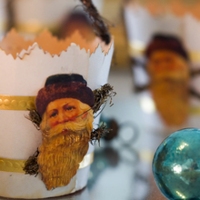 Load image into Gallery viewer, Victorian Style Candy Basket Tree Ornament