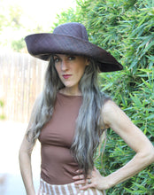 Load image into Gallery viewer, Monica Packable Straw Sun Hat in Brown