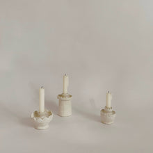 Load image into Gallery viewer, Small Scalloped Candleholder