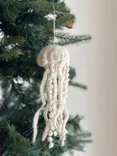 Load image into Gallery viewer, Jellyfish Felt Ornament