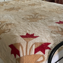 Load image into Gallery viewer, Antique Basket Quilt