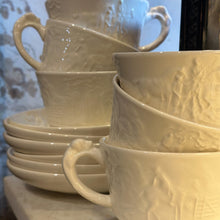 Load image into Gallery viewer, Vintage Wedgewood Hunt Scene Cup &amp; Saucers