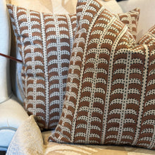 Load image into Gallery viewer, Hand Block Printed Garud Linen Toss Pillow