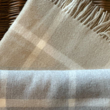 Load image into Gallery viewer, Merino Lambswool Throw, Various Styles