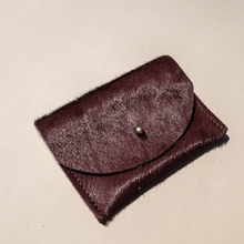 Load image into Gallery viewer, Cardholder - Merlot Cowhide
