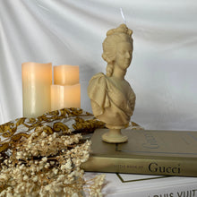Load image into Gallery viewer, Marie Bust Candle, 2 Colors Available