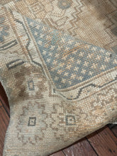Load image into Gallery viewer, Vintage Turkish Runner