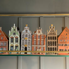 Load image into Gallery viewer, Handmade Licht Houses